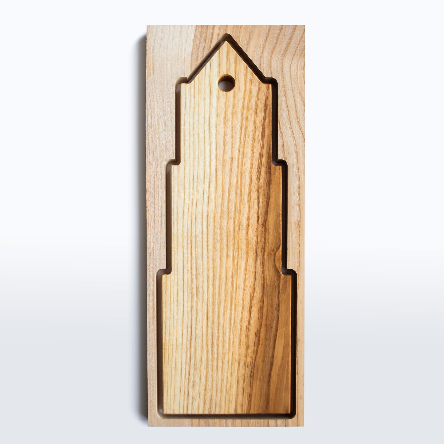 Unieke borrelplank “Domtoren” van Utrechtse stadshout, handgemaakt circulair product.