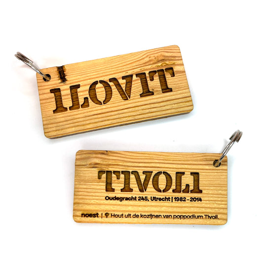 Houten sleutelhanger Tivoli “ILOVIT”, gemaakt van Utrechts Tivolihout.