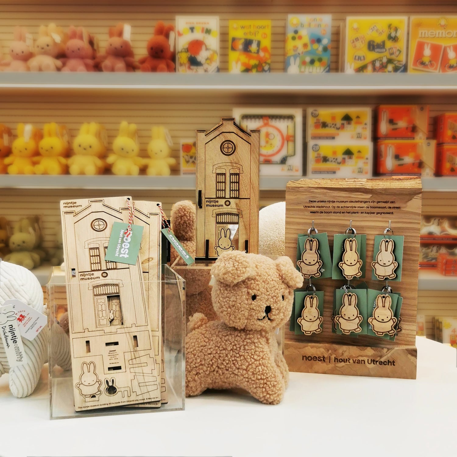 Duurzame houten merchandise van Utrechts stadshout