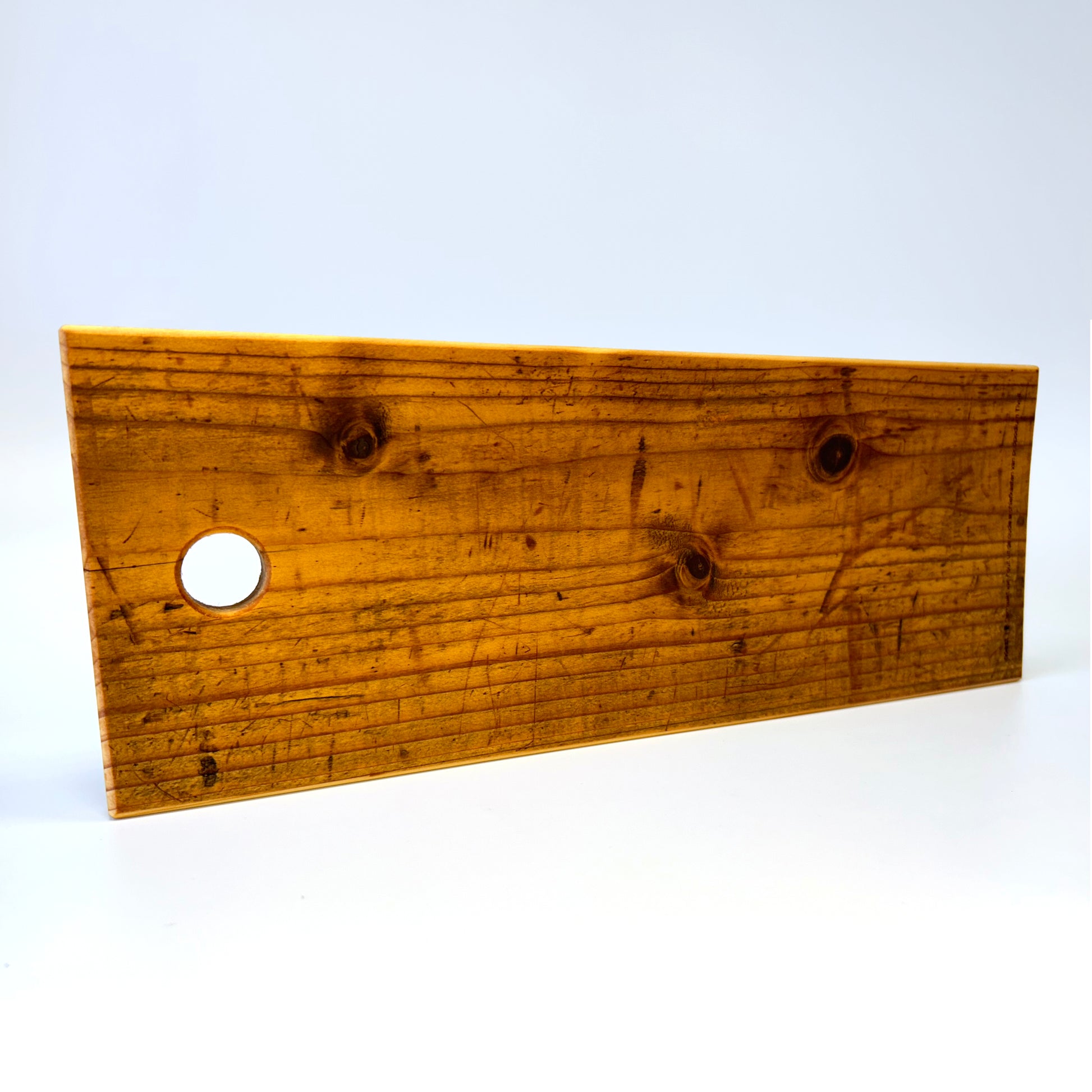 Unieke serveerplank (gelimiteerd), gemaakt van hout juit poppodium Tivoli, duurzaam relatiegeschenk.
