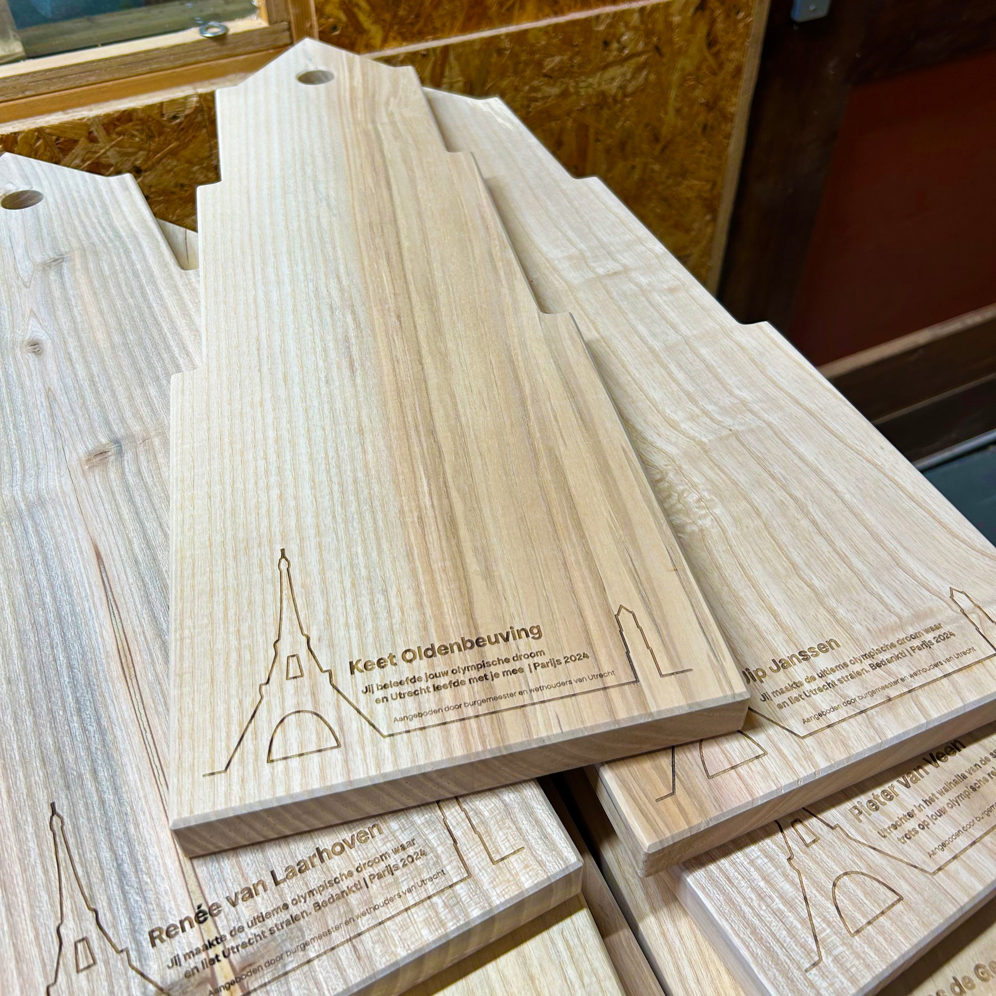 Gepersonaliseerde borrelplank met logo